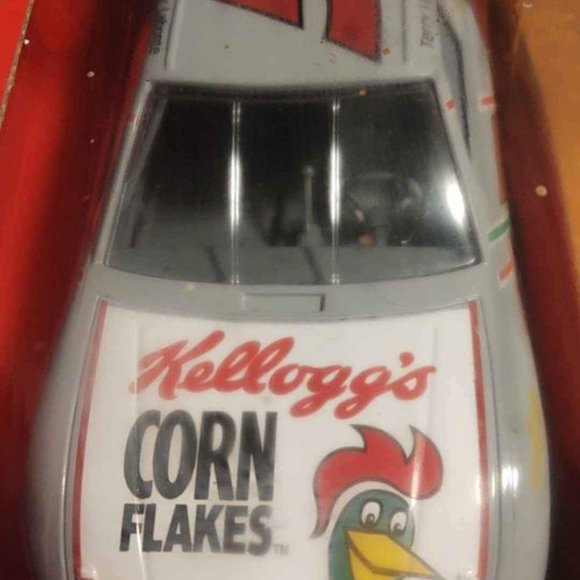 1996 Edition Terry Labonte Racing Champions Kellogg Corn Flakes 1/24 Sca… - Picture 7 of 7